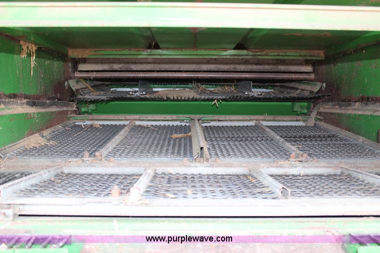 image for item C1005 1989 John Deere 9500 RWA combine