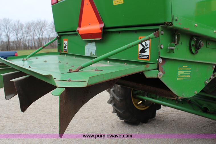 image for item C1005 1989 John Deere 9500 RWA combine