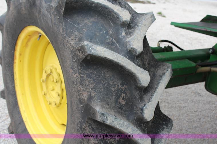 image for item C1005 1989 John Deere 9500 RWA combine