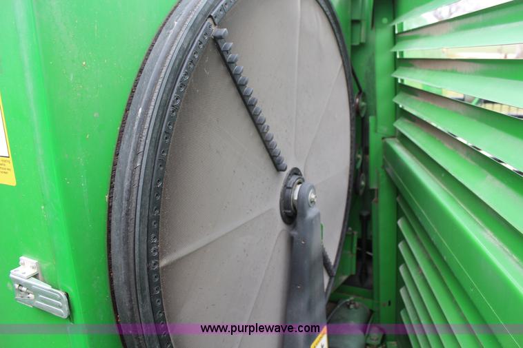 image for item C1005 1989 John Deere 9500 RWA combine