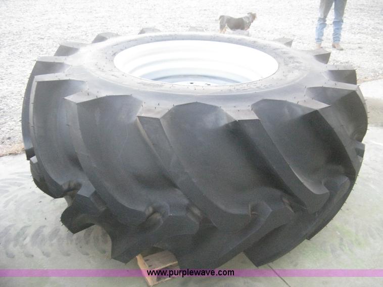 image for item C1009 (2) Firestone Champion Spade Grip 30.5L-32 tires