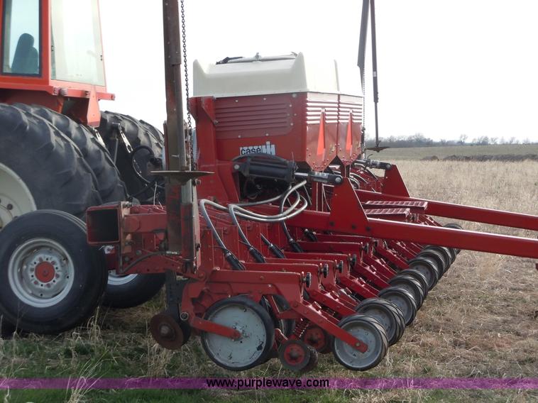 image for item C1011 Case IH 900 Cyclo Air planter