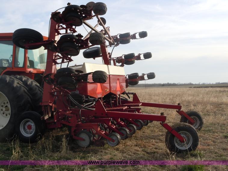 image for item C1011 Case IH 900 Cyclo Air planter