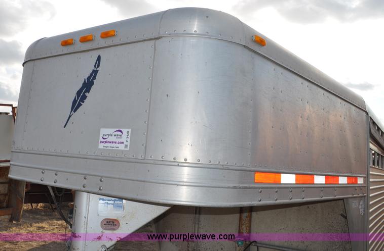 image for item C3426 1998 Featherlite 8120 gooseneck livestock trailer
