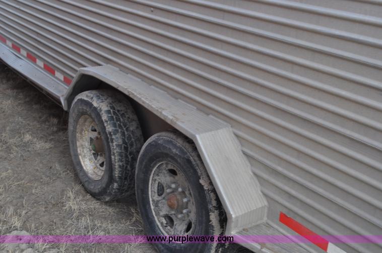 image for item C3426 1998 Featherlite 8120 gooseneck livestock trailer