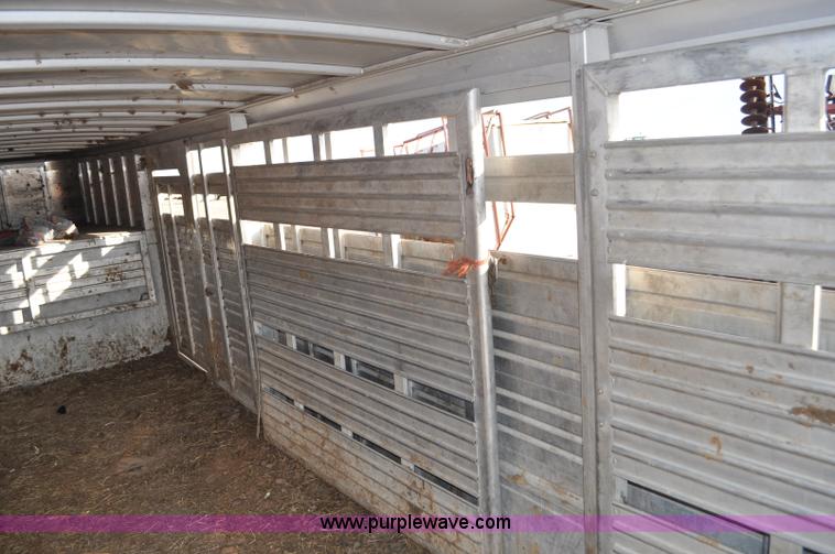 image for item C3426 1998 Featherlite 8120 gooseneck livestock trailer