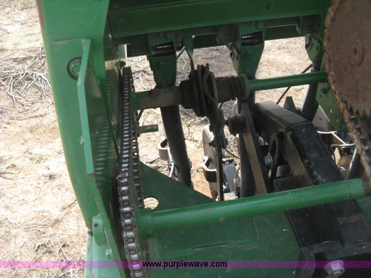 image for item E3323 John Deere 455 grain drill