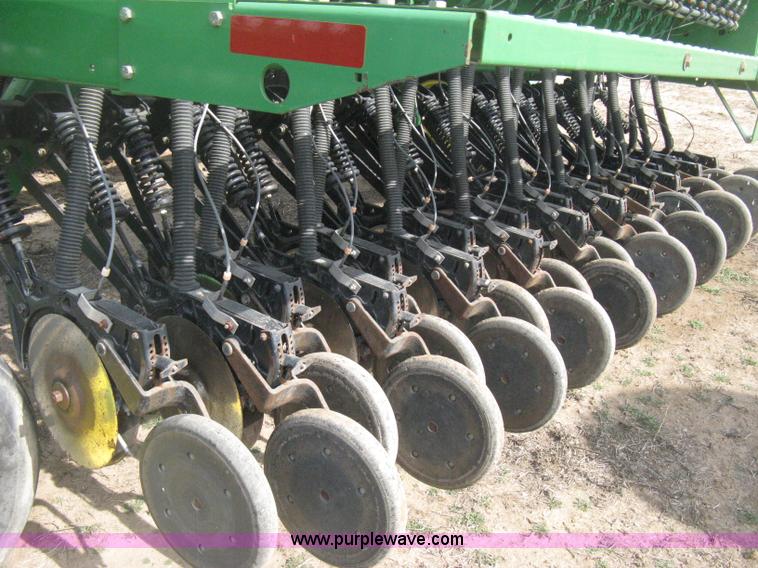 image for item E3323 John Deere 455 grain drill
