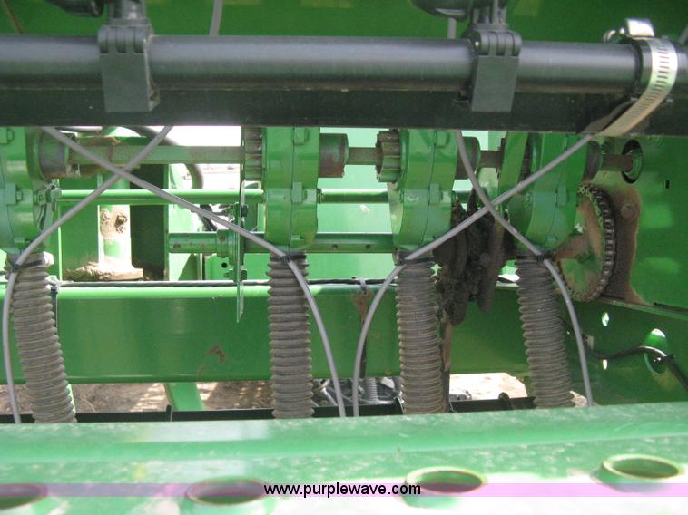 image for item E3323 John Deere 455 grain drill
