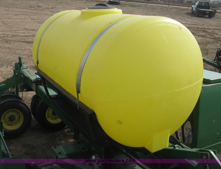 image for item E3323 John Deere 455 grain drill