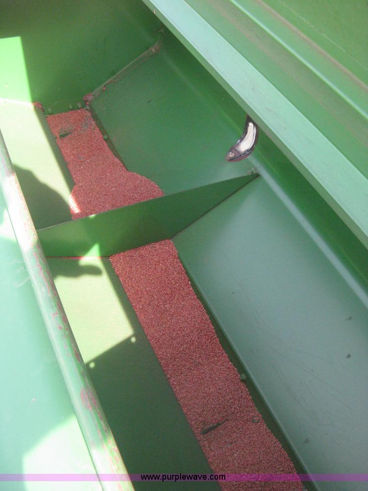 image for item E3323 John Deere 455 grain drill