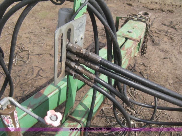 image for item E3324 John Deere 630 disk harrow