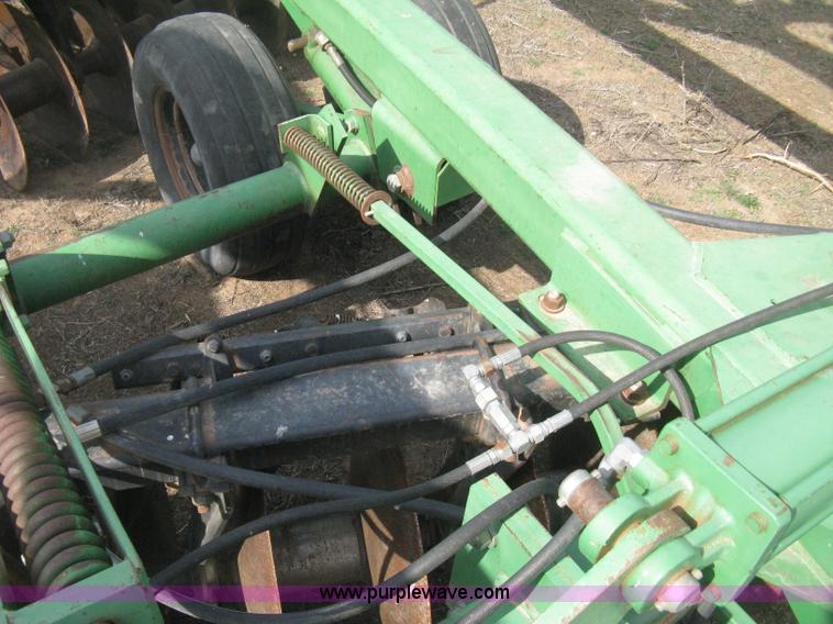 image for item E3324 John Deere 630 disk harrow