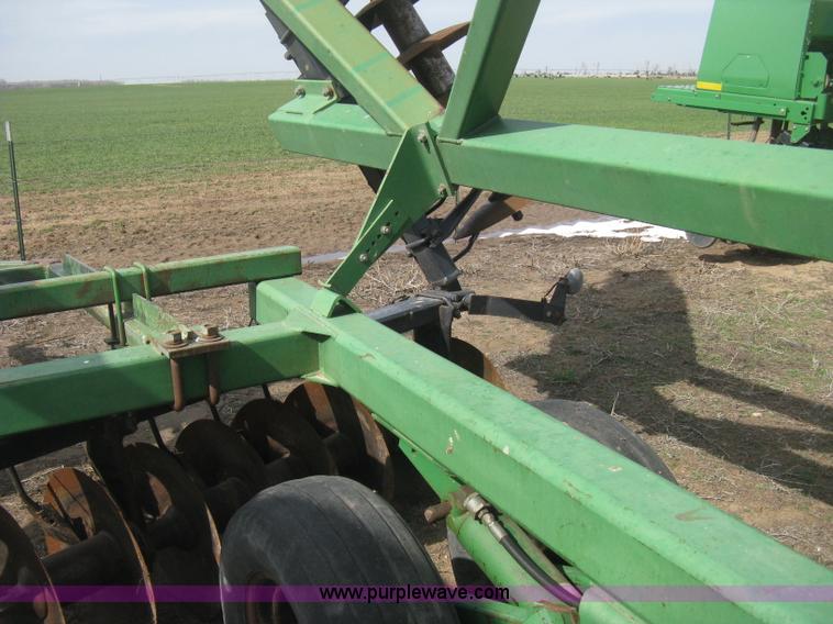 image for item E3324 John Deere 630 disk harrow