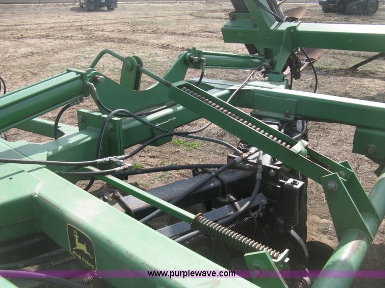 image for item E3324 John Deere 630 disk harrow