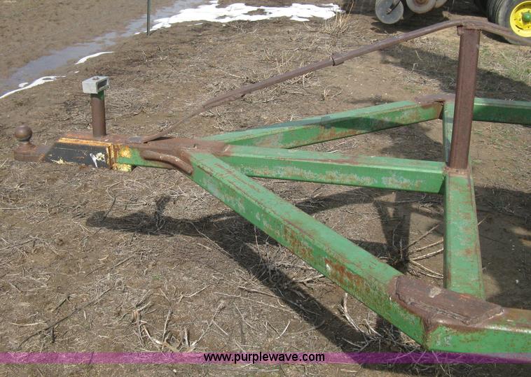 image for item E3324 John Deere 630 disk harrow