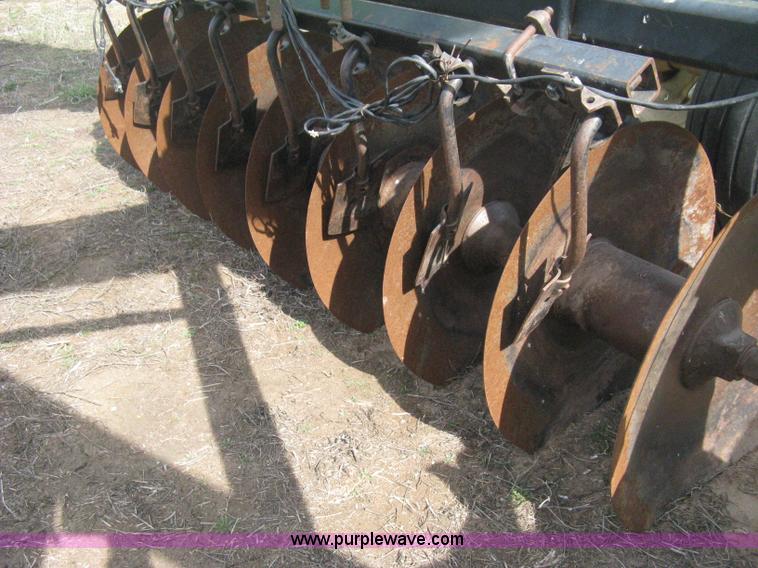 image for item E3324 John Deere 630 disk harrow