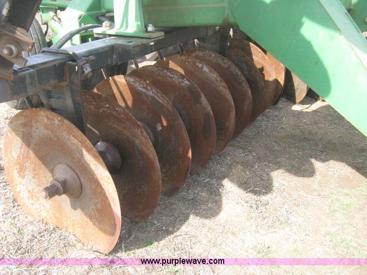 image for item E3324 John Deere 630 disk harrow