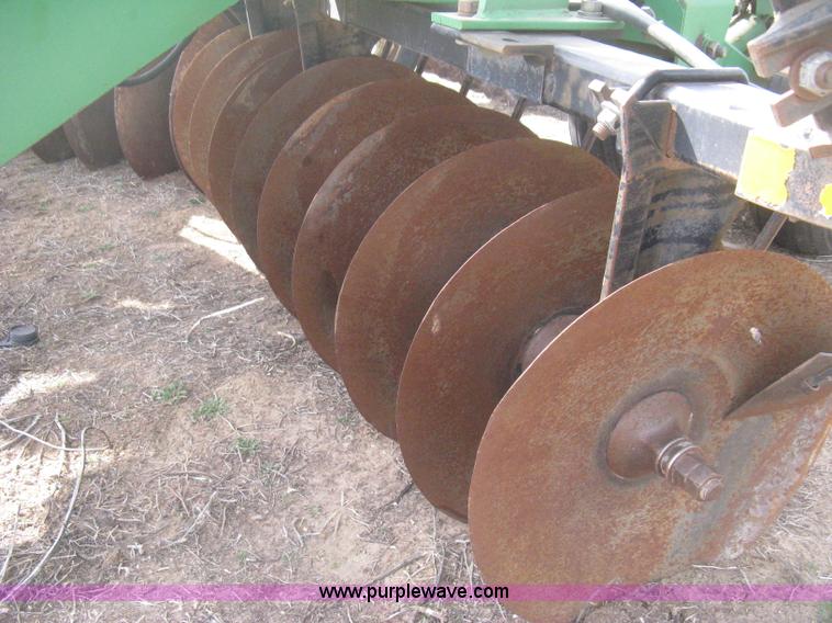 image for item E3324 John Deere 630 disk harrow