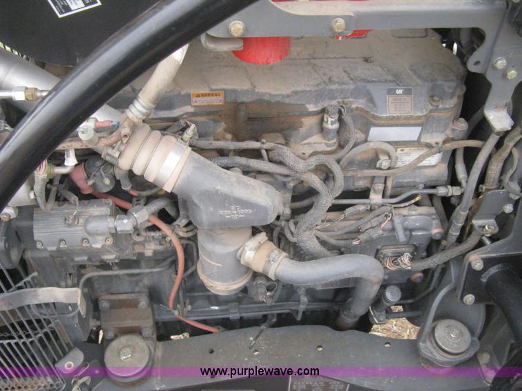 image for item E3325 2002 Caterpillar Challenger MT755 tractor