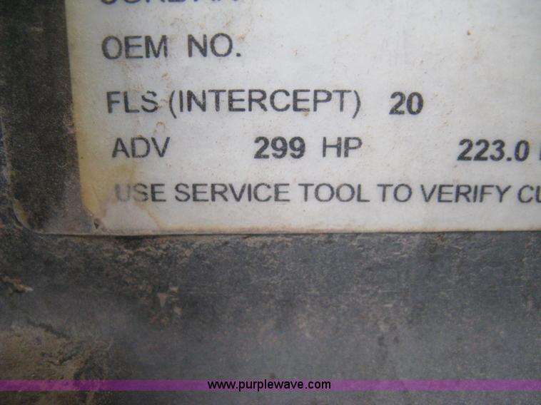 image for item E3325 2002 Caterpillar Challenger MT755 tractor