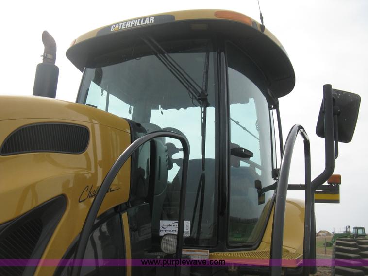 image for item E3325 2002 Caterpillar Challenger MT755 tractor