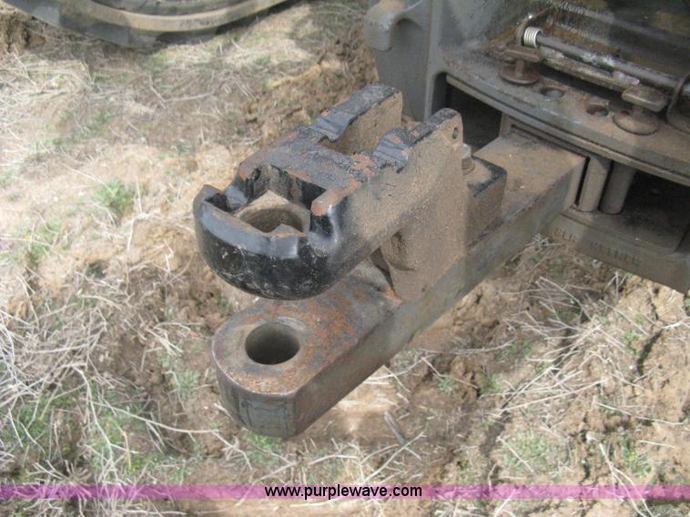 image for item E3325 2002 Caterpillar Challenger MT755 tractor