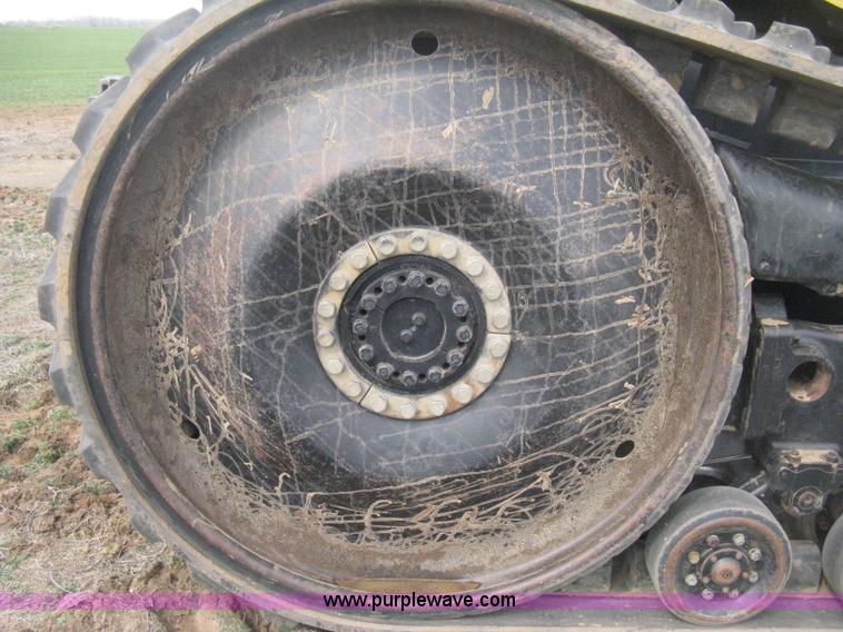 image for item E3325 2002 Caterpillar Challenger MT755 tractor