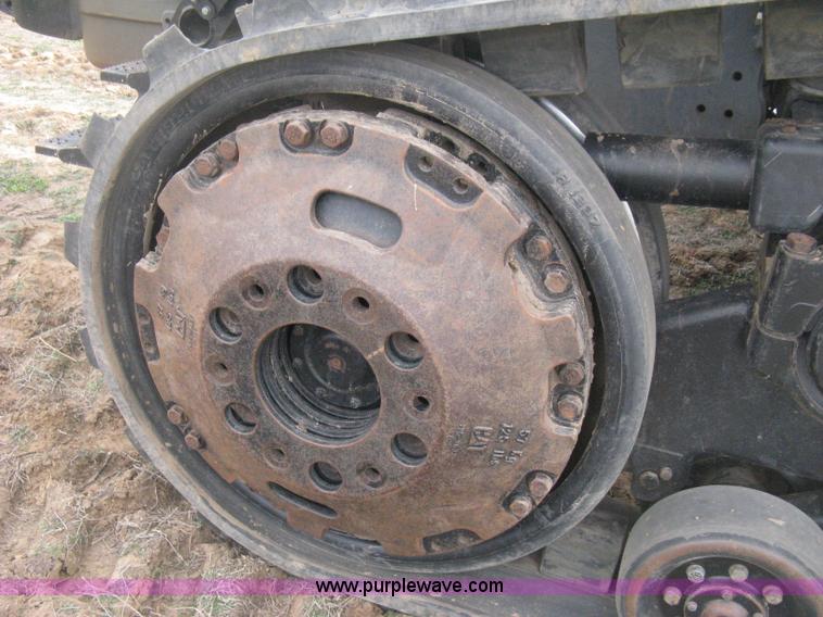 image for item E3325 2002 Caterpillar Challenger MT755 tractor