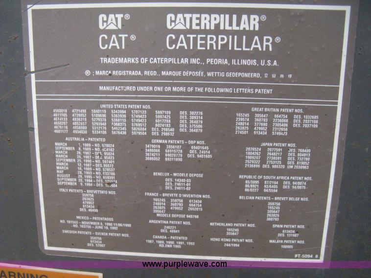 image for item E3325 2002 Caterpillar Challenger MT755 tractor