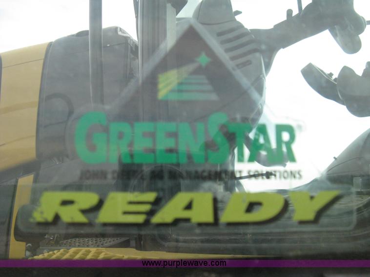 image for item E3325 2002 Caterpillar Challenger MT755 tractor