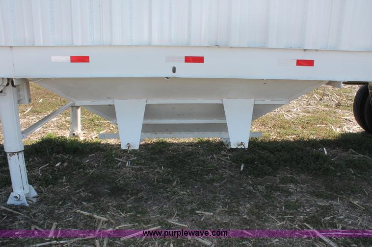 image for item E3344 1969 Moni 25' shop built grain trailer