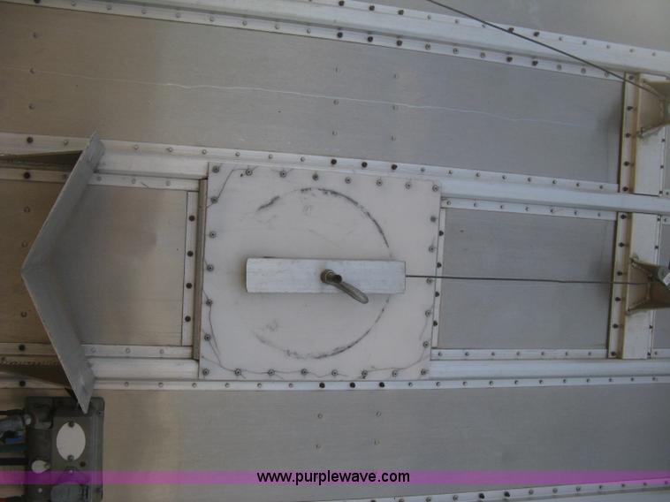 image for item E3357 2010 Barrett cattle pot trailer