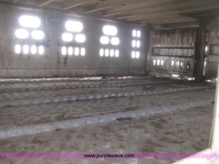 image for item E3357 2010 Barrett cattle pot trailer