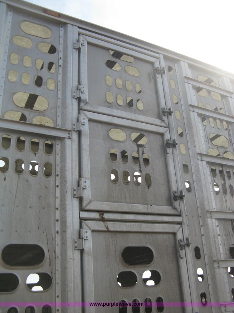 image for item E3357 2010 Barrett cattle pot trailer