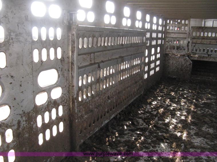 image for item E3357 2010 Barrett cattle pot trailer