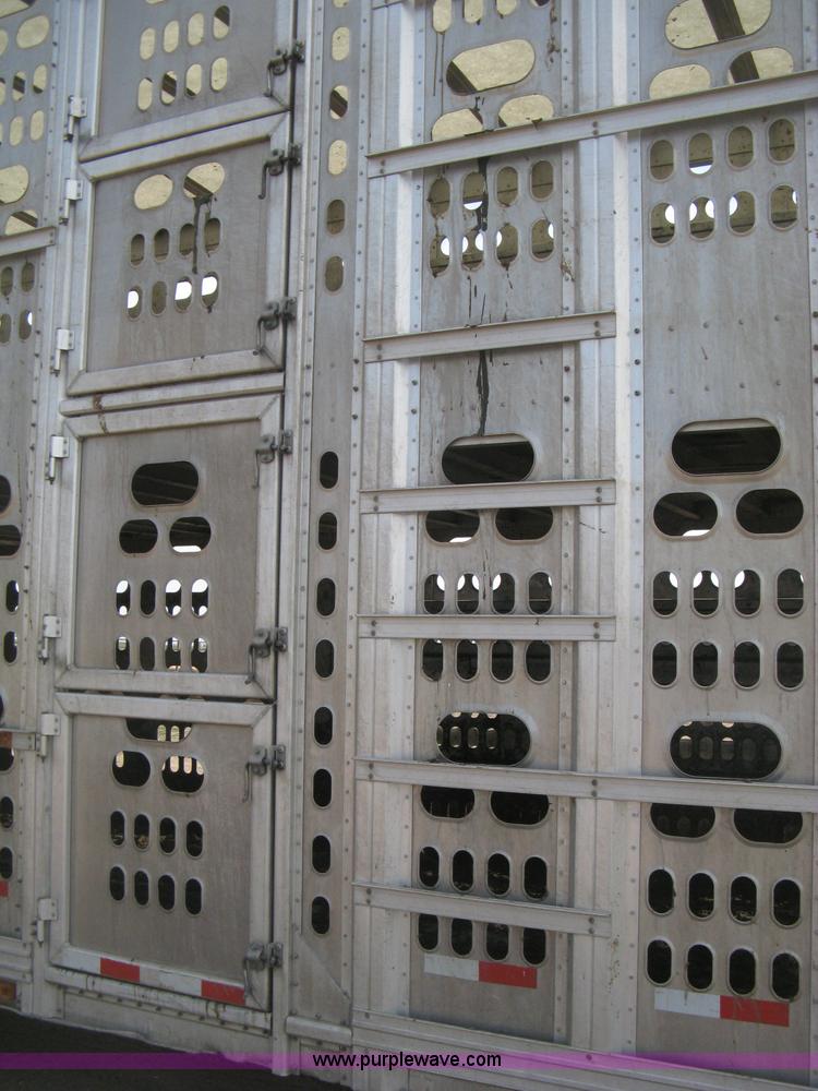 image for item E3357 2010 Barrett cattle pot trailer