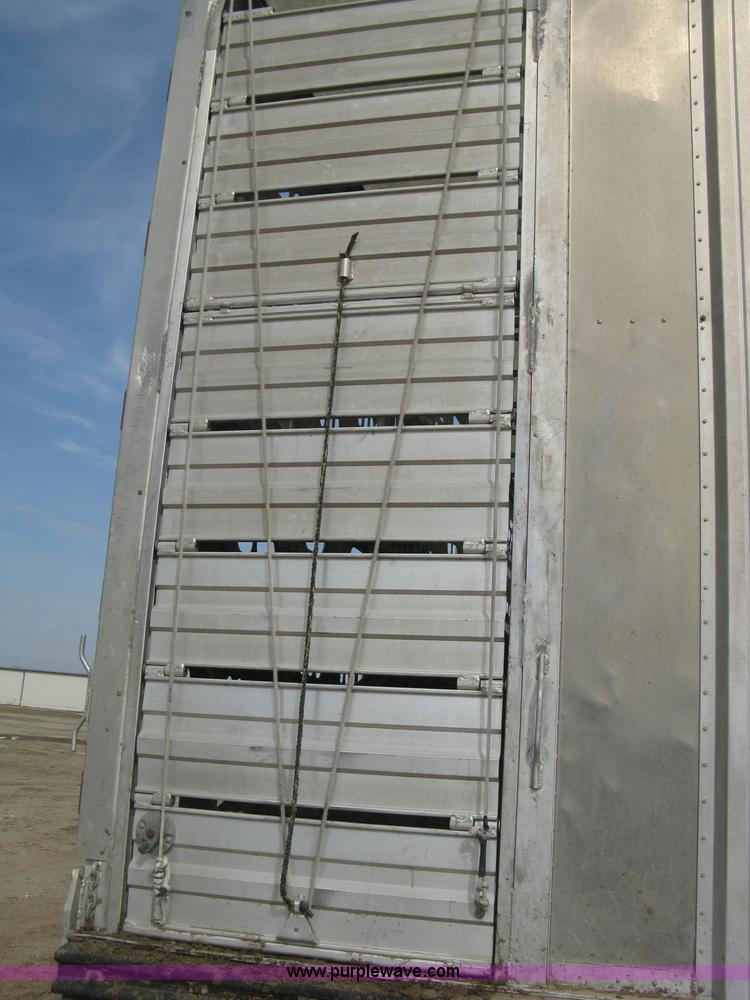 image for item E3357 2010 Barrett cattle pot trailer