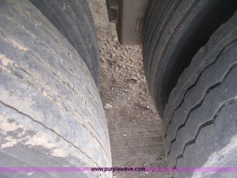 image for item E3357 2010 Barrett cattle pot trailer