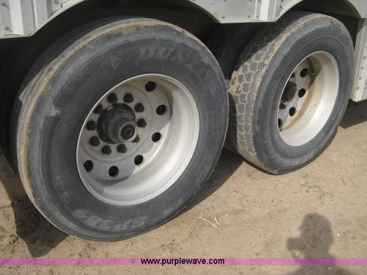 image for item E3357 2010 Barrett cattle pot trailer