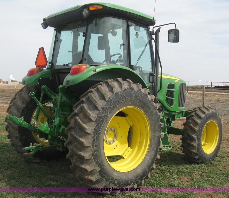 image for item E3358 2009 John Deere 6100D MFWD tractor