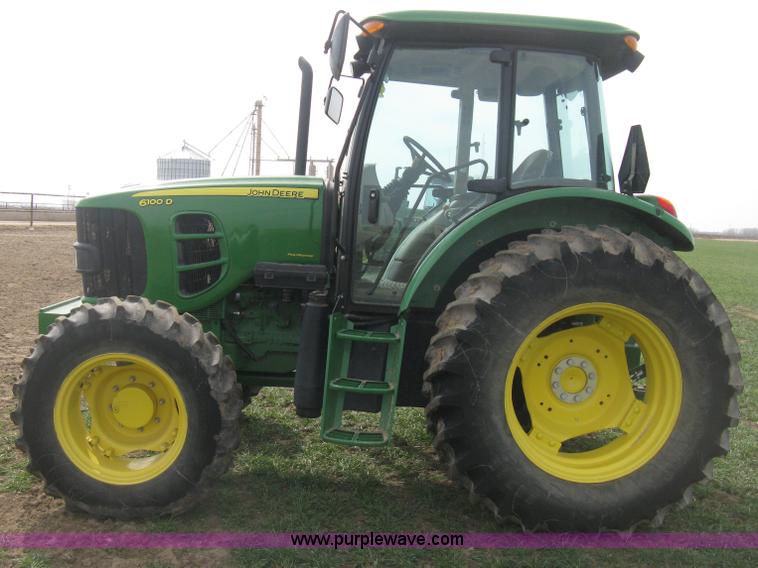 image for item E3358 2009 John Deere 6100D MFWD tractor