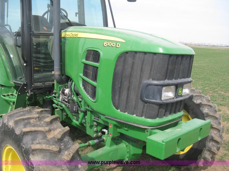 image for item E3358 2009 John Deere 6100D MFWD tractor