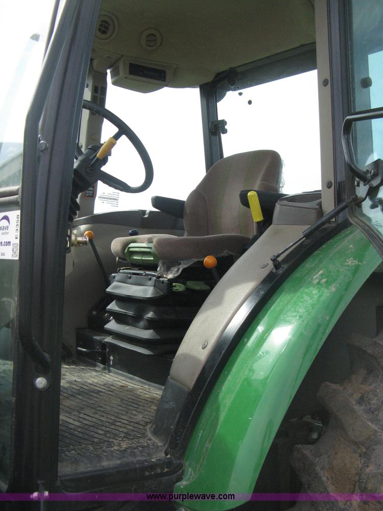 image for item E3358 2009 John Deere 6100D MFWD tractor