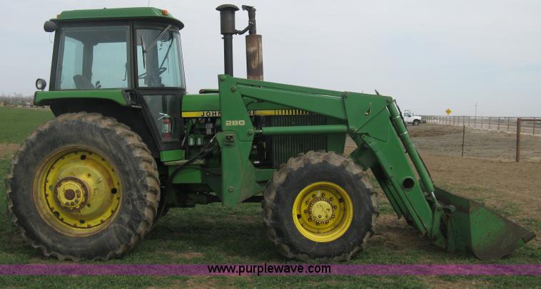 image for item E3359 1988 John Deere 4450 MFWD tractor