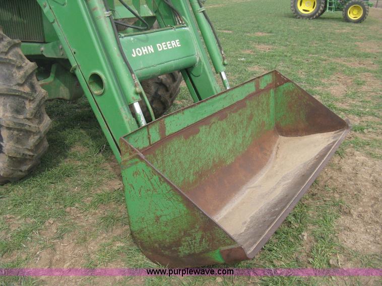 image for item E3359 1988 John Deere 4450 MFWD tractor