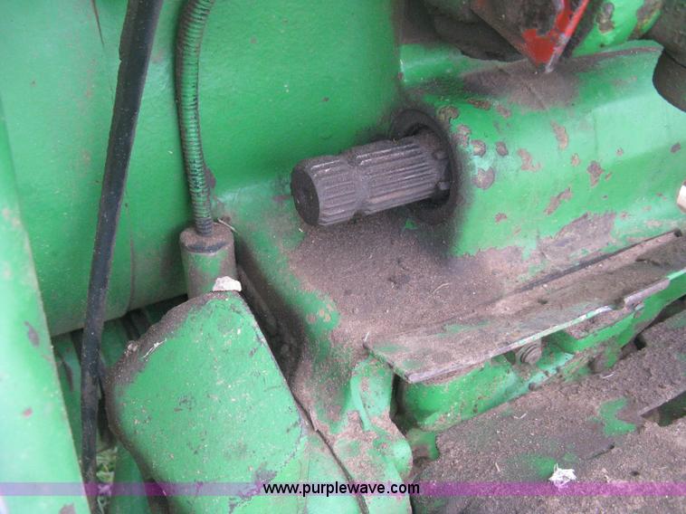 image for item E3359 1988 John Deere 4450 MFWD tractor
