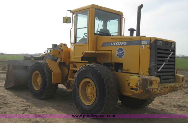 image for item E3360 2001 Volvo L70D wheel loader