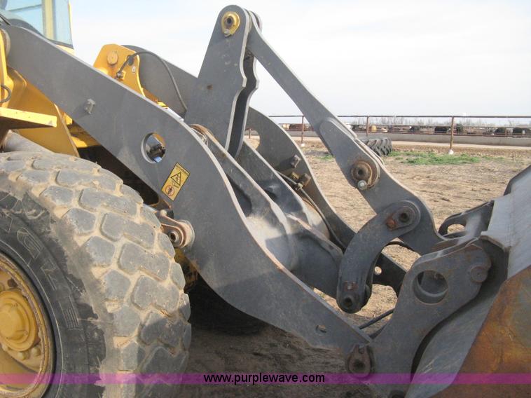 image for item E3360 2001 Volvo L70D wheel loader