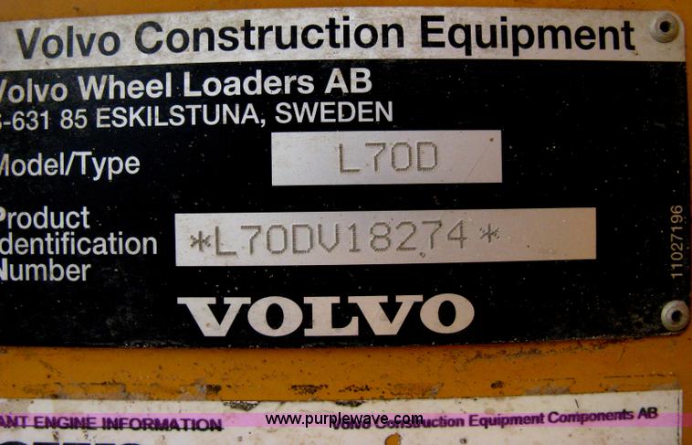 image for item E3360 2001 Volvo L70D wheel loader